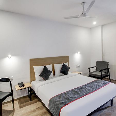 Hotel Super Townhouse Rcc Majestic 397 Lb Nagar Hyderabad Exterior foto