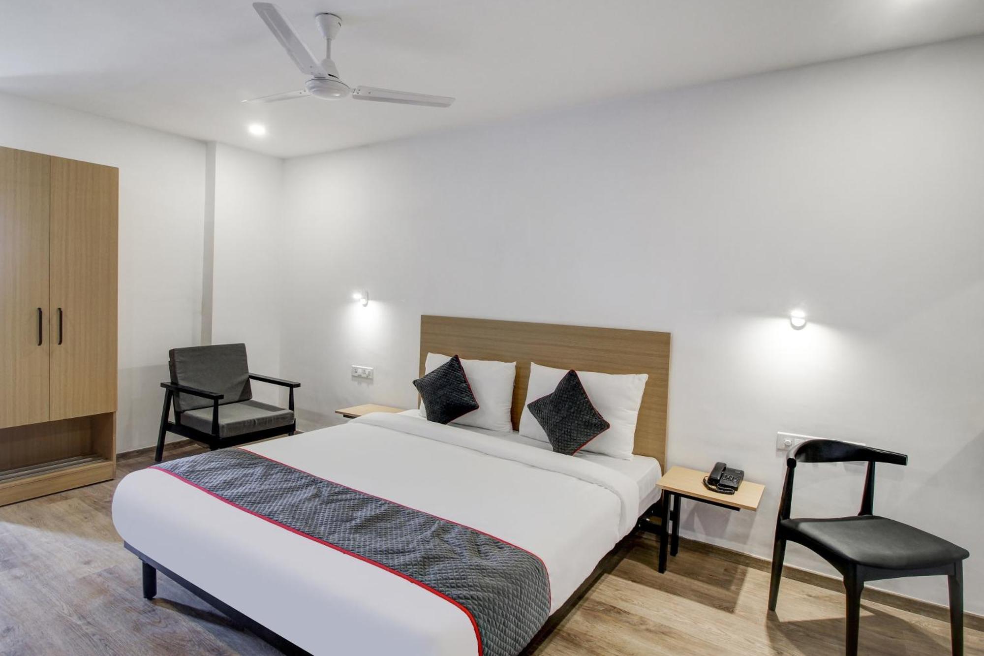 Hotel Super Townhouse Rcc Majestic 397 Lb Nagar Hyderabad Exterior foto