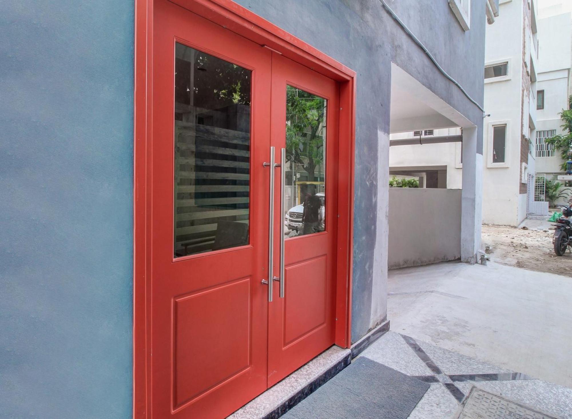 Hotel Super Townhouse Rcc Majestic 397 Lb Nagar Hyderabad Exterior foto